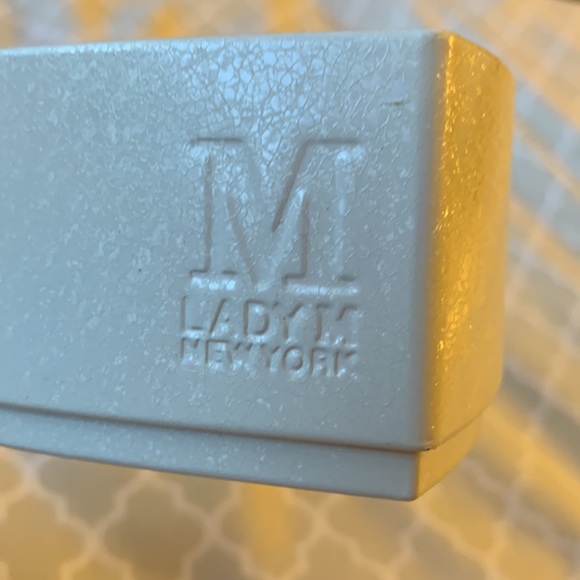 NEW Lady M silver metal box - Picture 3 of 3